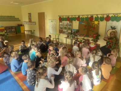 OD KWIATUSZKA DO JABŁUSZKA ZAJĘCIA W PP4 - GRUPA II i III